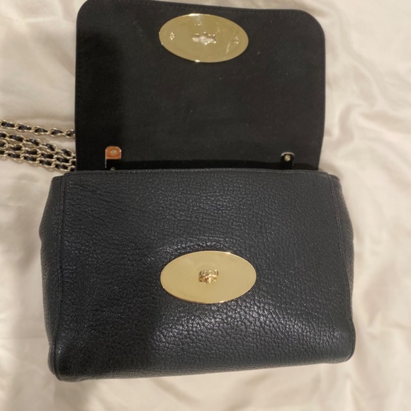 Mulberry Lily Small - Picture 3 of 9